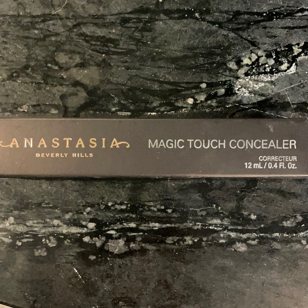 Anastasia magic touch concealer 5
